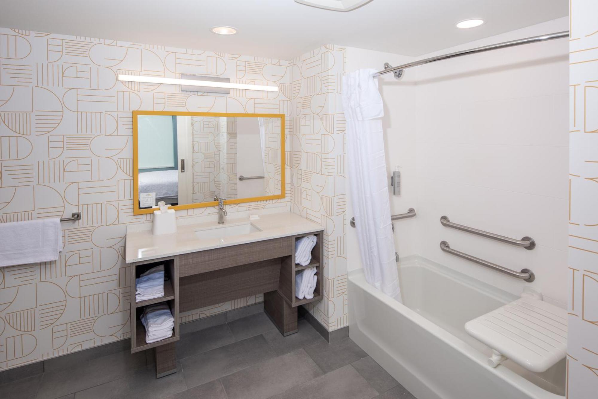 Hotel Home2 By Hilton New Haven 3*